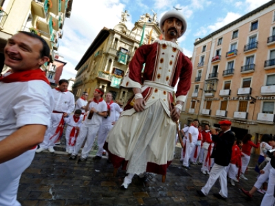 Sfilata dei Gigantes a Pamplona